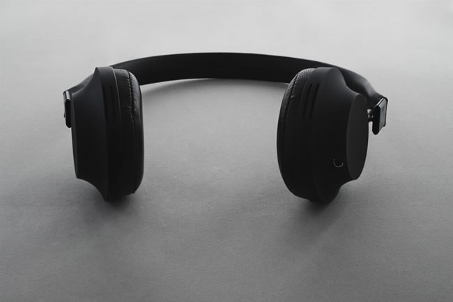 Aedle VK-1 headphones - carbon design