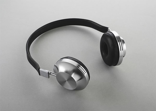 Aedle VK-1 headphones legacy design