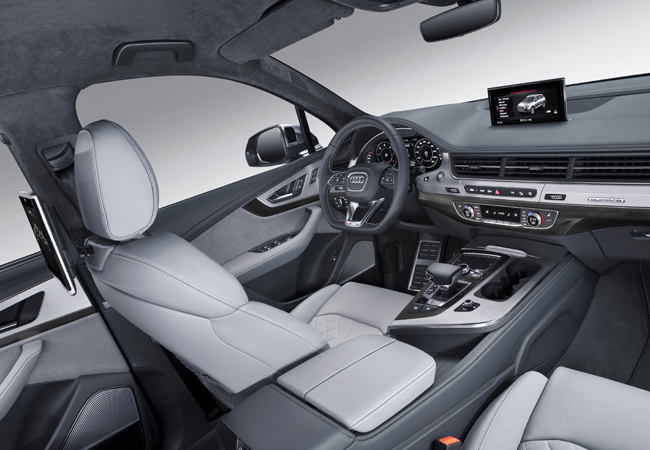 Technological advancements don't just come under the hood as Audi maintain the technological updates inside. 