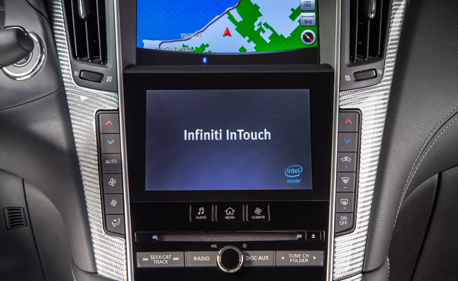 Technology adds to the appeal of new model from Infiniti.