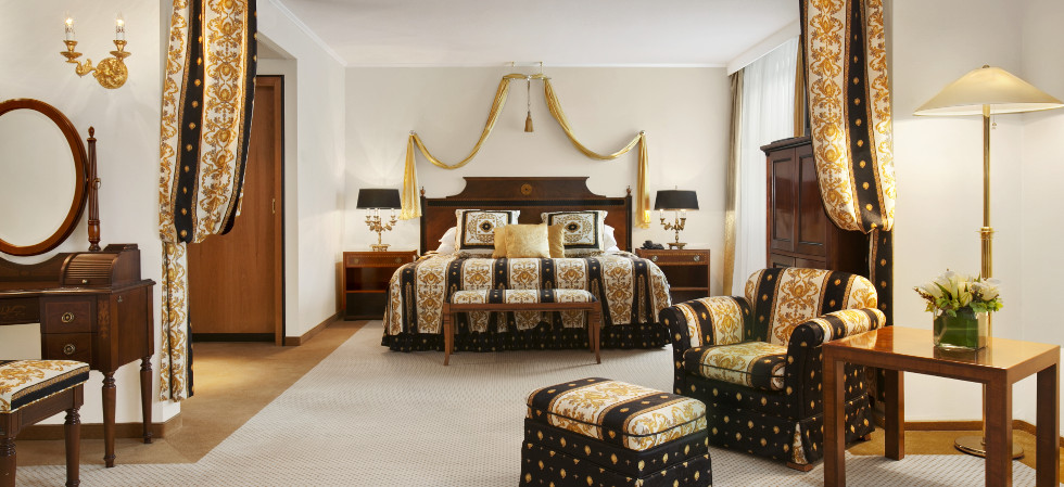 Royal-Suite-Corvinus-Bedroom