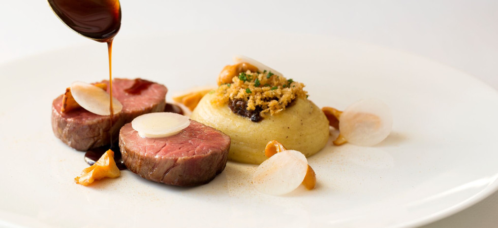 Restaurant Coworth Park-Windsor estate beef, oxtail, brown butter and turnip-highres3