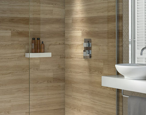 d6-wetroom-shower-screen