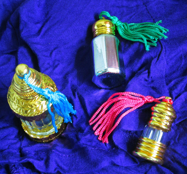 EXQUISITE TRADITIONAL INDIAN PERFUMES
