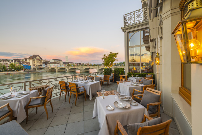 Restaurant Review: Cheval Blanc at The Grand Hotel Les Trois Rois in Basel,  Switzerland