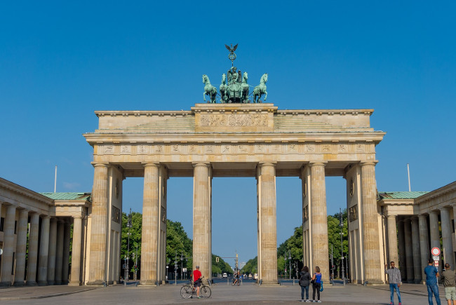 A luxury travel guide to Berlin: Where to stay, eat and what to see and ...