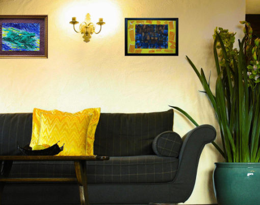 ULTRA CHIC LIVING INTERIORS WITH KISHORE IYENGAR'S ABSTRACT PAINTINGS