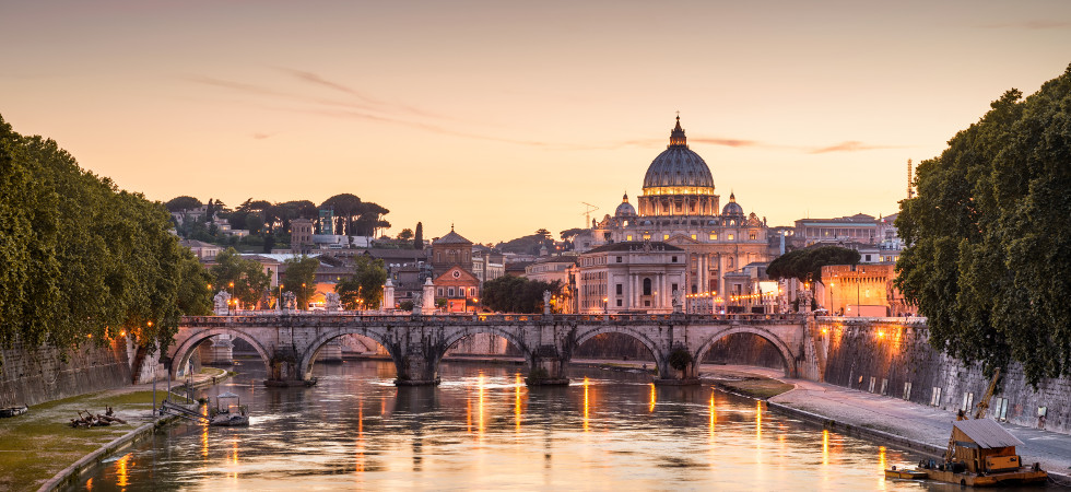 Rome City Guide, English Version - Luxury White