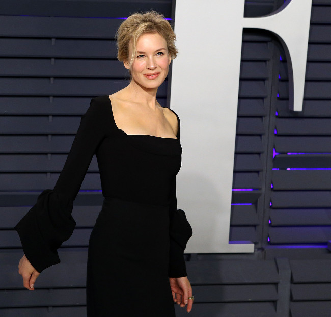 BEVERLY HILLS - FEB 24: Renee Zellweger at the 2019 Vanity Fair Oscar Party at The Wallis Annenberg Center for the Performing Arts on February 24, 2019 in Beverly Hills, CA