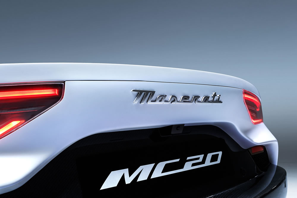 Maserati_MC20
