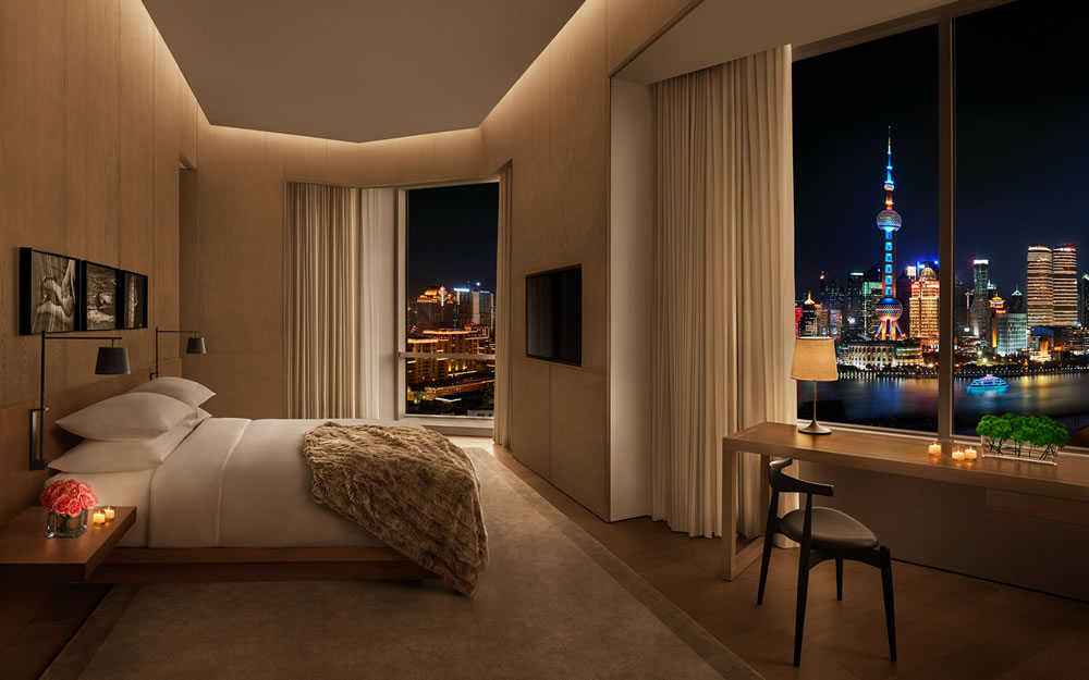 the shanghai edition room at night