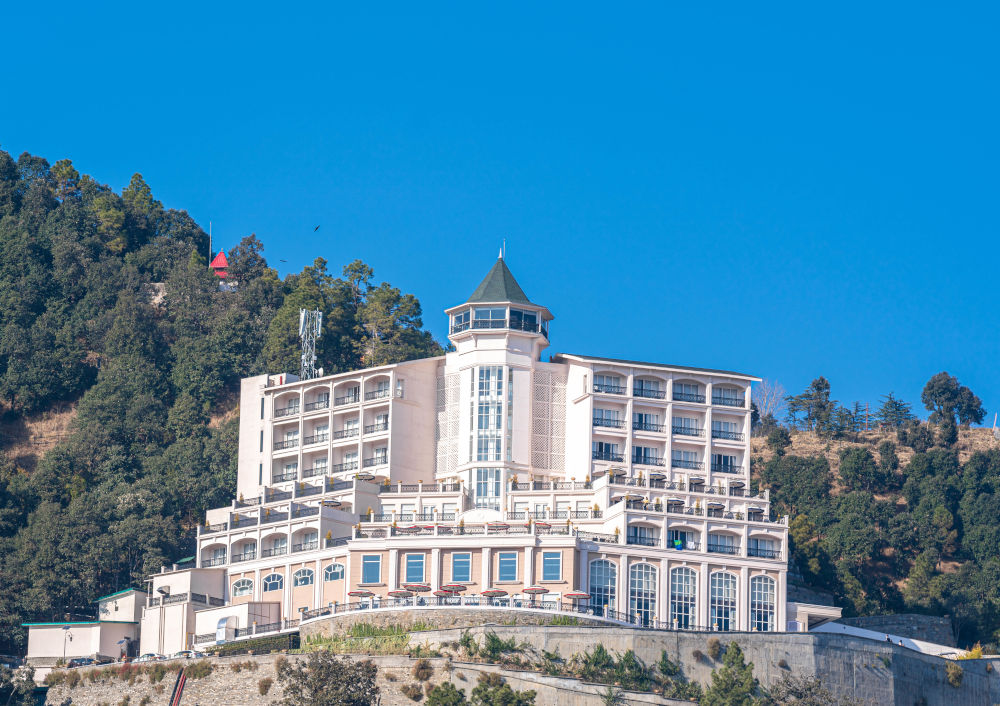 welcomhotel chail exterior