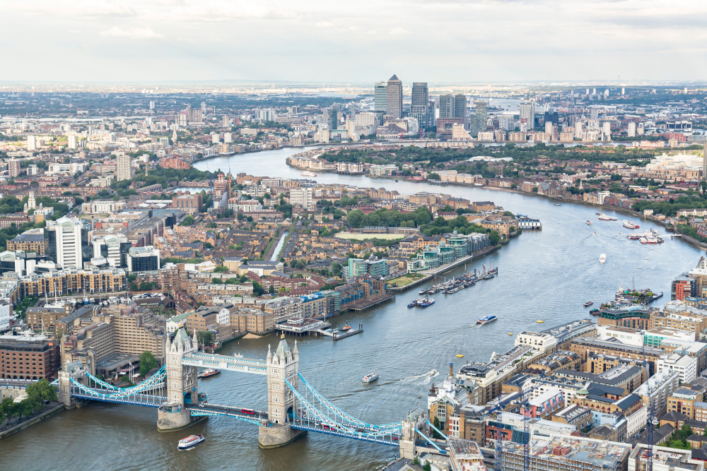  Aerial view of the River Thames, Central London