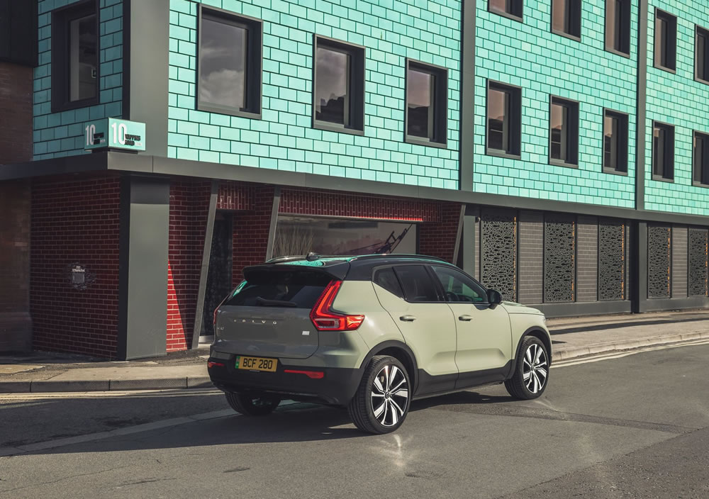 Volvo XC40 Recharge rear view