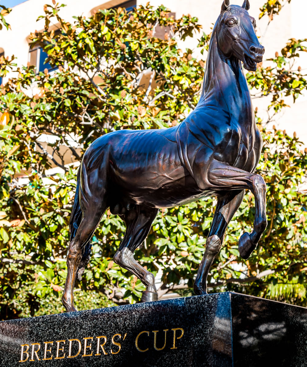 Breeder's Cup statue on display at the Del Mar horse racing track