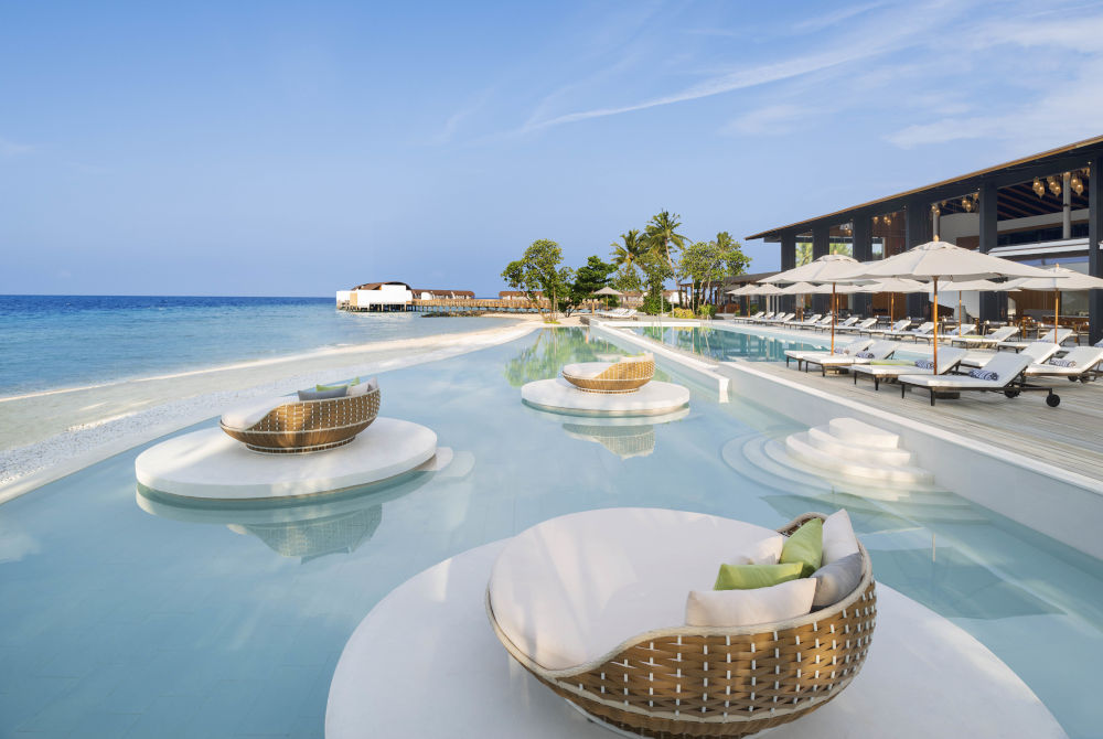 westin maldives pool