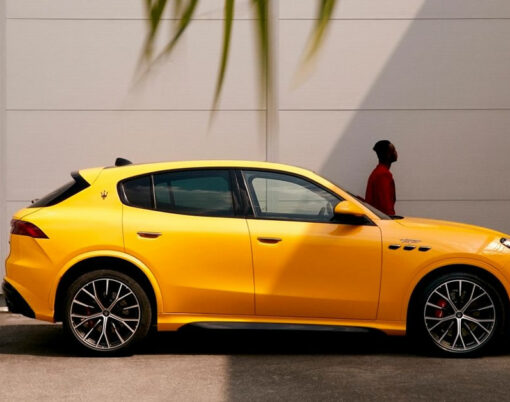 Maserati Grecale yellow side view