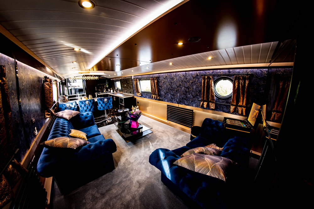 Flotel Suite lounge