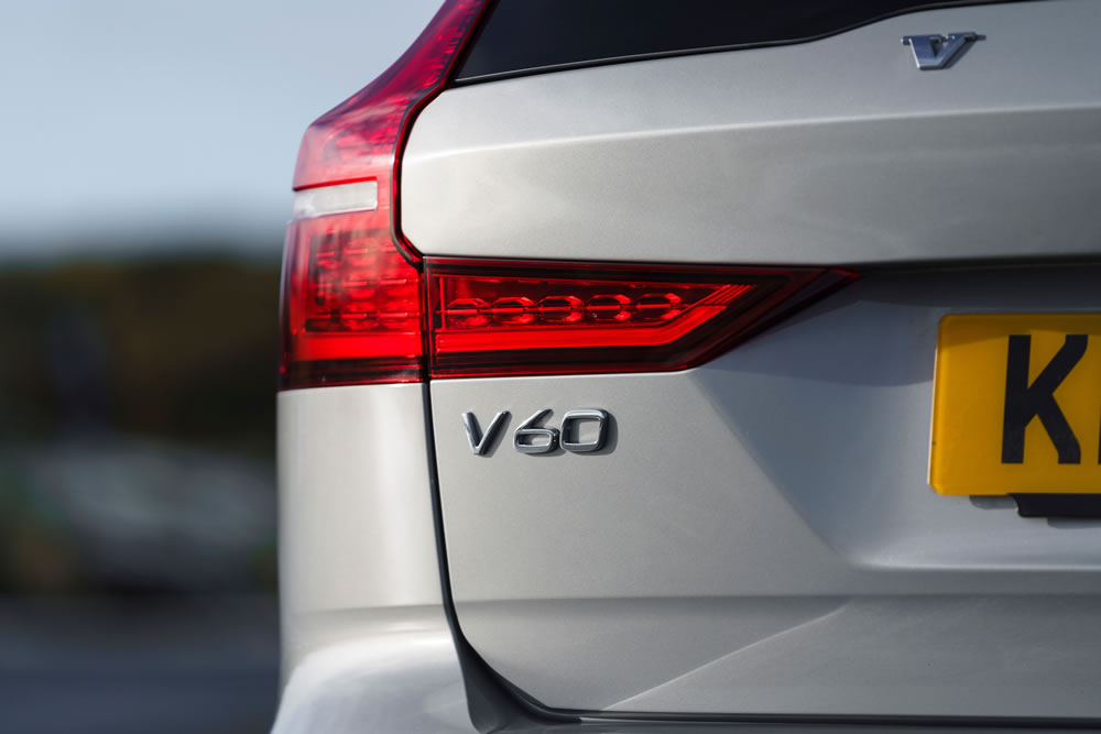Volvo V60 Cross Country exterior detail