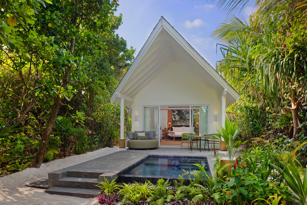 Amari Raaya Maldives luxury villa