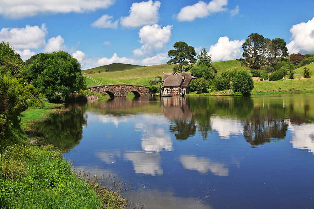 Hobbiton is theme Park in New Zealand.
