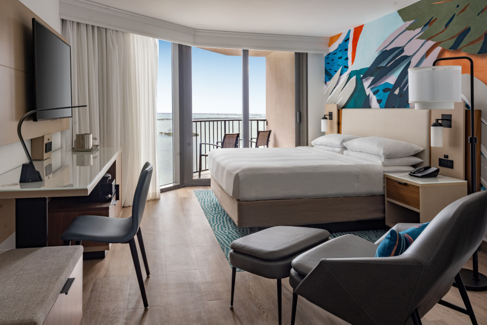 bedroom suite at Miami Marriott Biscayne Bay