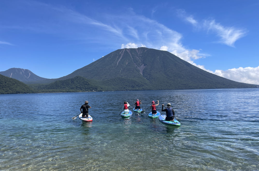 Stand-up paddle boarding Lake Chuzenji 