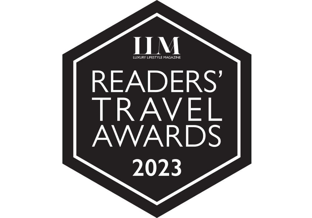 llm travel awards logo