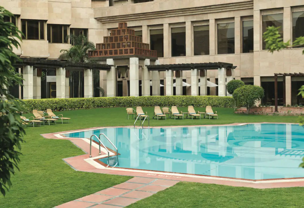 hyatt regency delhi pool