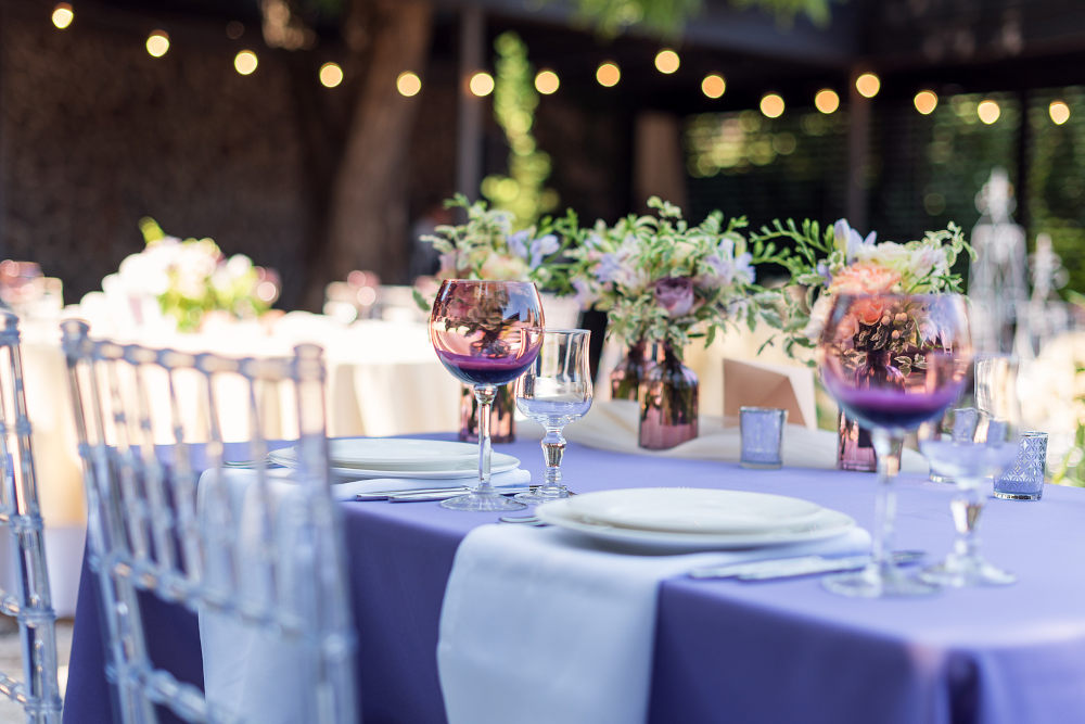 outdoor table setting 